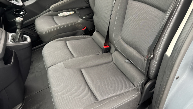 Renault Trafic Swb Diesel SL30 Blue dCi 150 Extra Sport [Safety] Van